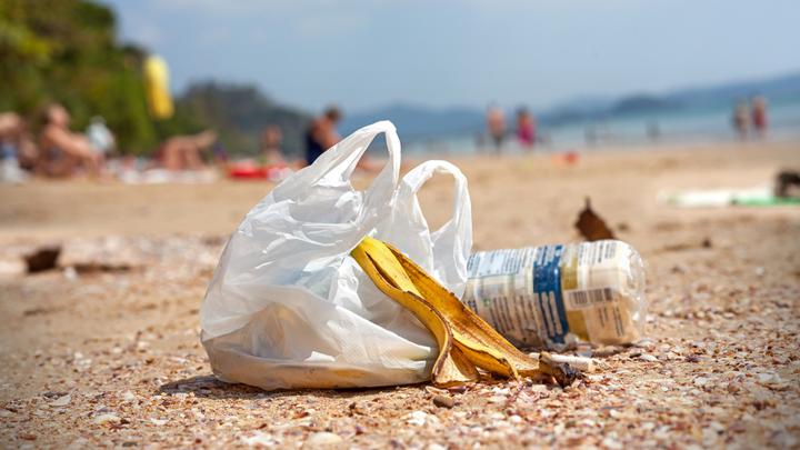 Pemkot Baubau Gagas Perda Larangan Buang Sampah Di Tempat Wisata