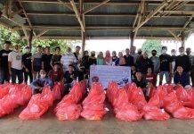 Pemuda Pelajar Keraton Baubau Urunan Bantu 115 Lansia