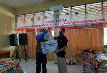 BP Jamsostek Baubau Salurkan 300 Paket Sembako