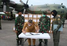 Gunakan Hercules, 50 Koli Alkes dari Kemenkes Tiba di Sultra