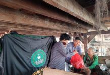 Hippmmas Raya Kendari Bagikan Sembako di Buteng