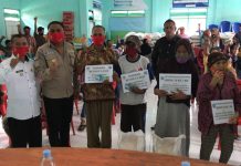 Dampak Corona, Ribuan Warga Lapandewa Terima Bantuan
