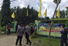 Tak Berkantor, Sejumlah Massa Coba Jemput Ketua Pansus DPRD Busel di Kediamannya