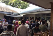 Gerakan Cinta Busel Gelar Aksi Balasan di Kantor Dewan