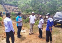 Pemkab Busel dan PLN Tinjau Lokasi Perluasan Jaringan Listrik di Lapandewa