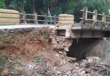 Jembatan Penghubung di Kabaena Tengah Nyaris Putus