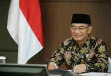 Muhadjir Effendy Raih Penghargaan Menteri Terbaik Obsession Award 2020