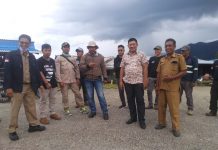 DPRD dan PUPR Bombana Pantau Proyek Peningkatan Jalan Kabaena