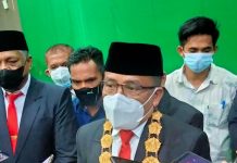 Lantik 99 Pejabat, Rektor UHO: Berikan Pelayanan Prima