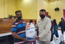 3.606 Warga Sampolawa dan Lapandewa Terima Bantuan PPKM