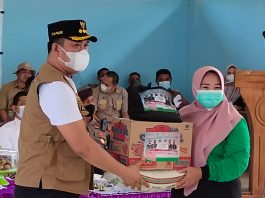 Tim URC PPKM Konut Salurkan Sembako Tahap lll, Kasus Positif Covid Nol