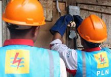 2.671 Warga Bombana Dibantu Sambungan Listrik Gratis