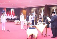 Lantik Pj Bupati Busel dan Mubar, Gubernur Pesan Jaga Kondusifitas Daerah