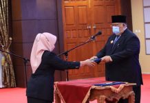 Ali Mazi Lantik Mantan Sekda Kendari Jadi Pejabat Fungsional Ahli Utama