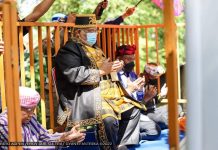 Gubernur Minta Tradisi Kande-kandea Dipertahankan