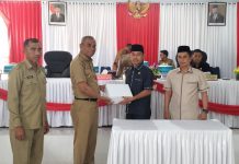 Pendapatan Buteng Direncanakan Naik Rp 621,41 miliar Penyerahan Dokumen KUA-PPAS APBD Perubahan dari Pemkab Buteng kepada DPRD Kabupaten Buteng, Senin 21 Agustus 2022. (FOTO : ASMADDIN)