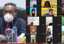 Rektor UHO Lepas 1.102 Mahasiswa Peserta KKN