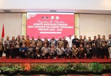 Gubernur Lantik Komite Advokasi Daerah Anti Korupsi Sultra Ketgam : - Gubernur Sulawesi Tenggara (Sultra) Ali Mazi, hadir mengukuhkan dan melantik Komite Advokasi Daerah Anti Korupsi Sulawesi Tenggara Periode 2022-2025, di Hotel Claro Kendari, Selasa 4 Oktober 2022.