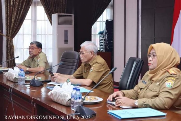 Suasana Rakor Pengendalian Inflasi di Daerah melalui Zoom Meeting, di Aula Merah Putih Rumah Jabatan (Rujab) Gubernur Sultra, Selasa 24 Januari 2023. (Foto Istimewa)