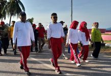 Lepas Jalan Sehat HAB Kemenag ke-77, Pj Bupati Busel Serukan Kerukunan Umat