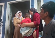 Ketua Umum Pertiwi Nusantara Sambangi Posko Berbagi Baubau