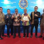 Pemkab Mubar Raih UHC Award