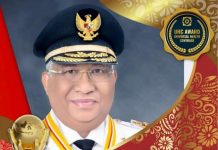 Gubernur Ali Mazi Terima Penghargaan Universal Health Coverage 2023 Gubernur Sultra, Ali Mazi