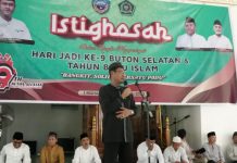 Peringatan Tahun Baru Islam, Momentum Tingkatkan Soliditas Dalam Pembangunan Ketgam : Pj. Bupati Buton Selatan, La Ode Budiman saat menghadiri doa bersama memperingati tahun baru Islam.