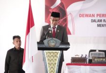 Semangat Kemerdekaan Sumber Inspirasi Pembangunan Pj Bupati Kabupaten Buton Selatan, La Ode Budiman, saat berpidato dalam rangka menyambut HUT Kemerdekaan RI yang ke-78, di Gedung Wisata, Kecamatan Batauga.