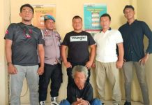Bejat, Pria Lansia di Buteng Cabuli Bocah Pelaku pencabulan anak dibawah umur, LA (65) saat diamankan di Polres Buteng. (FOTO ISTIMEWA)