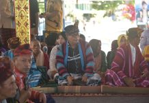 Sekda Buton Hadiri Pesta Adat Ma’ata’ano Galampa Wabula