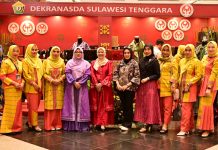 Pemkot Baubau dan Dekranasda Sultra Kolaborasi di Indonesia Fashion Week