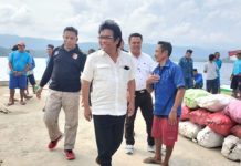 Ridwan Bae Tinjau Pelabuhan Lelamo dan Jalan Provinsi di Butur