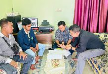 Mahasiswa UM Buton Meniti Karir Melalui Program Magang di Industri Media Ketgam : Kaprodi Ilmu Komunikasi UM Buton, Harry Fajar Maulana berkunjung di Kantor Rubrik Sultra dan mendampingi sejumlah mahasiswa yang akan mengikuti program magang di Industri Media. (FOTO : Istimewa)