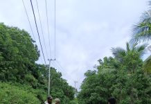 Masyarakat Kecamatan Siompu Patungan Perbaiki Jalan Poros