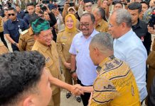 Bupati Buton Utara Hadiri Gerakan Pangan Murah Bersama Mendagri