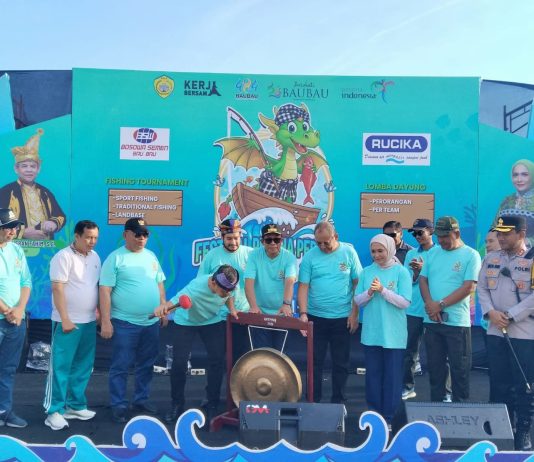 Wamendagri Bima Arya Apresiasi Baubau : Kota Ini Tak Mengeluh, Tapi Berpeluh Membangun!