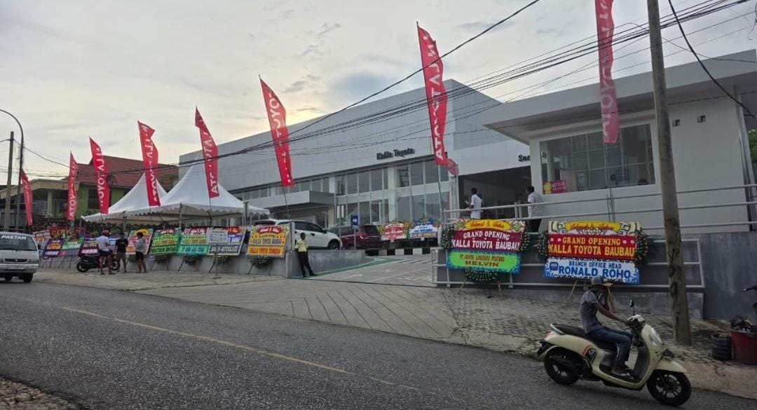 Kalla Toyota Baubau yang terletak di Jl. Pahlawan, Kelurahan Bukit Wolio Indah, Kota Baubau.